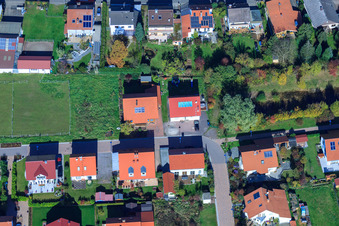 In the pea field in the district Mörzheim in Landau in der Pfalz in the state Rhineland-Palatinate, Germany viewn from the air