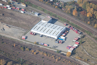 Bird's eye view of Wofahrtsweierer Straße, Emons Spedition GmbH in the district Oststadt in Karlsruhe in the state Baden-Wuerttemberg, Germany