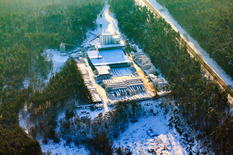 Kalksandsteinwerke Schencking GmbH & Co. KG, Bienwald plant in snow in winter in Berg in the state Rhineland-Palatinate, Germany