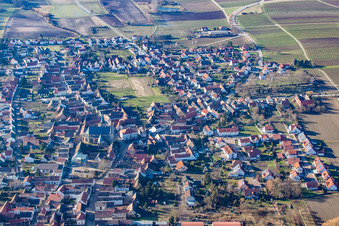 Oblique view of From the east in the district Geinsheim in Neustadt an der Weinstraße in the state Rhineland-Palatinate, Germany