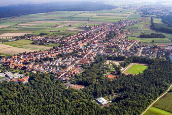 Place from southwest in Hatzenbühl in the state Rhineland-Palatinate, Germany