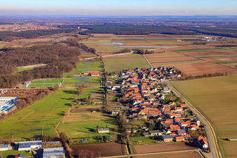Village view from the west in the district Minderslachen in Kandel in the state Rhineland-Palatinate, Germany