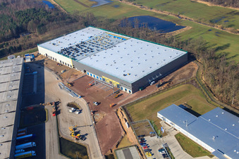 Horst industrial estate, 3rd construction phase for STS Group in the district Minderslachen in Kandel in the state Rhineland-Palatinate, Germany from above