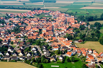 Place from the east in Steinweiler in the state Rhineland-Palatinate, Germany