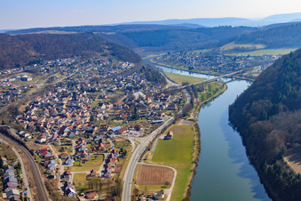 Aerial view of View of the town on the banks of the Neckar from the northwest in Neckargerach in the state Baden-Wuerttemberg, Germany