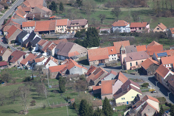 Oblique view of Weislingen in the state Bas-Rhin, France