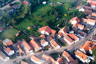 Eichstr in Minfeld in the state Rhineland-Palatinate, Germany seen from above
