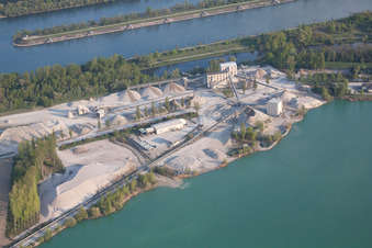 Sluice in Gambsheim in the state Bas-Rhin, France from above