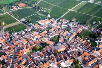 Elementary school Nußdorf in the district Nußdorf in Landau in der Pfalz in the state Rhineland-Palatinate, Germany