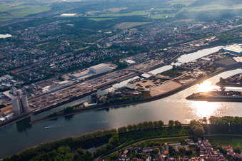 Rheinauhafen, Ruhrorter Straße in the district Rheinau in Mannheim in the state Baden-Wuerttemberg, Germany