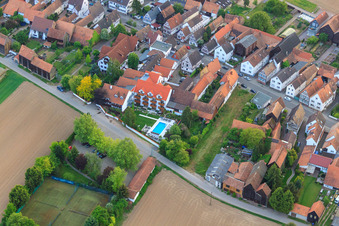 Aerial photograpy of Tennis court, pool and parking behind the Hayna Hotel Krone in the district Hayna in Herxheim bei Landau in the state Rhineland-Palatinate, Germany