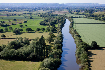Aerial photograpy of River Severn near Sandhurst in Ashleworth in the state England, Great Britain
