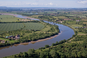 Aerial photograpy of Knee of the River Severn near Oakle Street in Oakle Street in the state England, Great Britain