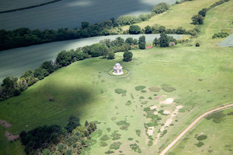 Panoramic Tower, Croome D'abitot, Madge Hill in Severn Stoke in the state England, Great Britain
