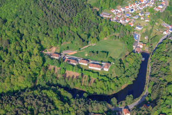 Bird's eye view of Altschloßstraße 2-8 in Eppenbrunn in the state Rhineland-Palatinate, Germany