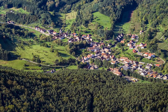 Village in the Palatinate Forest from the east in Erlenbach bei Dahn in the state Rhineland-Palatinate, Germany