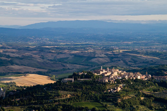 Old town area and city center in Tuscany. Montepulciano and the clay hills of Valiano, Abbadia di Montepulciano, Sant'Albino, Argiano, San Gavino, and Gracciano on the edge of the plain are the wine-growing region of the noble wine of Montepulciano in Montepulciano in the state Siena, Italy
