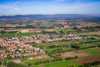 Lower Main Street in the district Kleinsteinfeld in Steinfeld in the state Rhineland-Palatinate, Germany