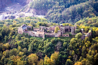 Ruins and vestiges of the former castle and fortress Madenburg in Eschbach in the state Rhineland-Palatinate from above