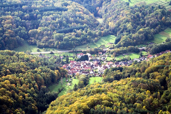 Village view in the Klinbachtal from the northeast in Münchweiler am Klingbach in the state Rhineland-Palatinate, Germany
