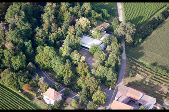 Company premises of SEKA Schutzbelüftung GmbH with halls, company buildings and production facilities in the district Wollmesheim in Landau in der Pfalz in the state Rhineland-Palatinate, Germany from the plane
