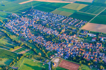 Village view from the south in Essingen in the state Rhineland-Palatinate, Germany