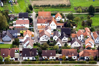 Gänsried x Pfeiferweg in Freckenfeld in the state Rhineland-Palatinate, Germany