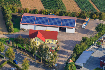 To the Gockelwirt in Minfeld in the state Rhineland-Palatinate, Germany