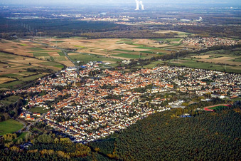 City from the southwest in Rülzheim in the state Rhineland-Palatinate, Germany
