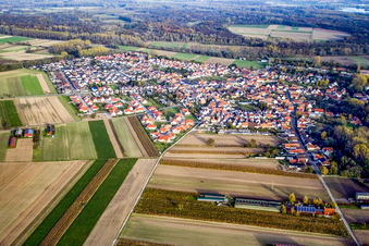 Oblique view of Village from the west in Hördt in the state Rhineland-Palatinate, Germany
