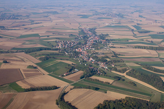 Bird's eye view of Neewiller-près-Lauterbourg in the state Bas-Rhin, France