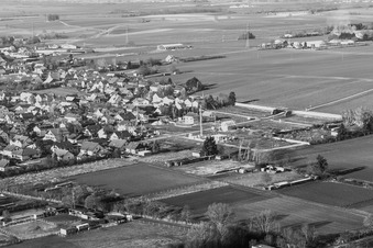 Bird's eye view of New development area Im Holderbusch in Minfeld in the state Rhineland-Palatinate, Germany