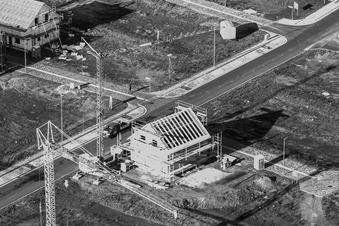New development area Im Holderbusch in Minfeld in the state Rhineland-Palatinate, Germany from the drone perspective