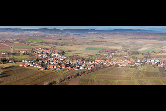 Panoramic perspective Village - view on the edge of agricultural fields and farmland in Oberhausen in the state Rhineland-Palatinate, Germany