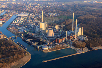 New building at the Rhine harbor steam power plant of ENBW in the district Daxlanden in Karlsruhe in the state Baden-Wuerttemberg, Germany from above