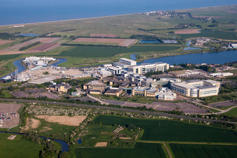 Building and production halls on the premises of the chemical manufacturers Pfizer Ltd and Discovery Park in Sandwich in England, United Kingdom