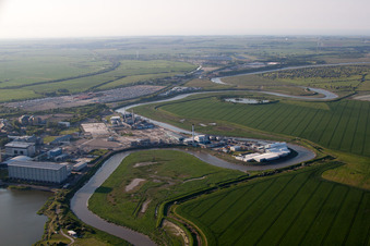 The course of the Gandren River separates Luxembourg and Lorraine in Beyren-lès-Sierck in the state Moselle, France