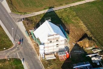 Oblique view of New development area NE, Frühmesserweg in the district Schaidt in Wörth am Rhein in the state Rhineland-Palatinate, Germany