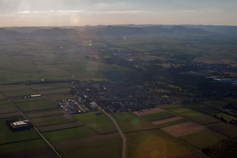 Aerial view of From the east in Steinweiler in the state Rhineland-Palatinate, Germany