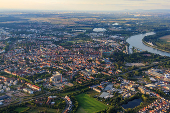 City center north of the B39 from the south in Speyer in the state Rhineland-Palatinate, Germany