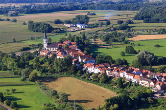Hinterstädel from the north in Jockgrim in the state Rhineland-Palatinate, Germany seen from above