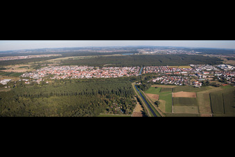 Panoramic perspective Town View of the streets and houses of the residential areas in the district Neudorf in Graben-Neudorf in the state Baden-Wurttemberg, Germany