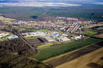 Aerial view of Town View of the streets and houses of the residential areas in the district Huttenheim in Philippsburg in the state Baden-Wurttemberg