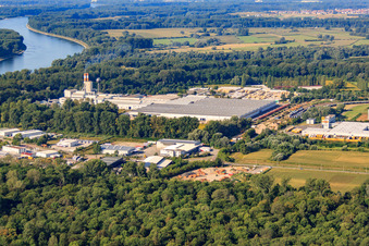 Oblique view of Saint-Gobain Isover G+H AG in Speyer in the state Rhineland-Palatinate, Germany