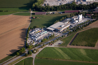 Oblique view of Mühlackerstraße, Kömpf company in the district Darmsheim in Sindelfingen in the state Baden-Wuerttemberg, Germany