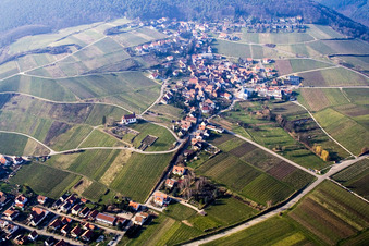 Aerial view of Churches building the chapel Dionysius and grave-yard in the wine-yards near the district Gleishorbach in Gleiszellen-Gleishorbach in the state Rhineland-Palatinate