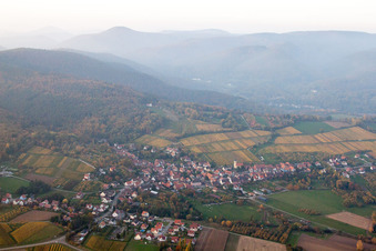 Oblique view of Rott in the state Bas-Rhin, France