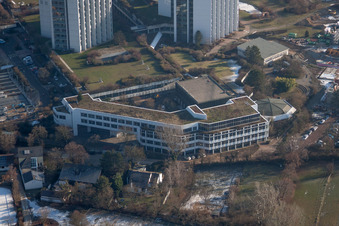 Hospital grounds of the Clinic BG Klinik Ludwigshafen in Ludwigshafen am Rhein in the state Rhineland-Palatinate from above