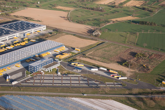 DACHSER Logistics Center Karlsruhe GmbH, Malsch in Malsch in the state Baden-Wuerttemberg, Germany seen from above