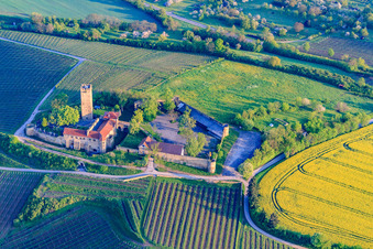 Bird's eye view of Ravensburg Castle (Sulzfeld) in Sulzfeld in the state Baden-Wuerttemberg, Germany